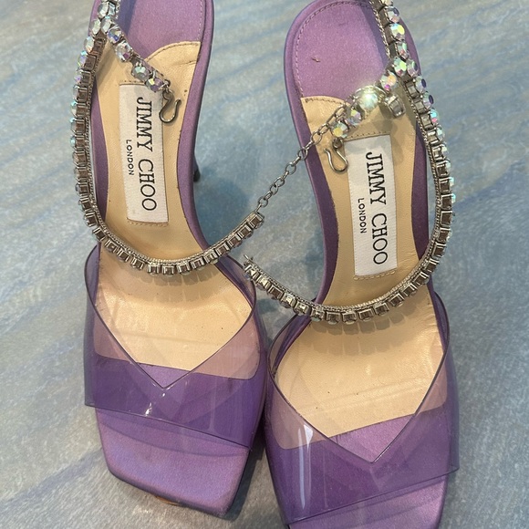 JIMMY CHOO
ELEGANT SANDAL IN PVC AND SATIN purple sz 36 $895 - Picture 5 of 7